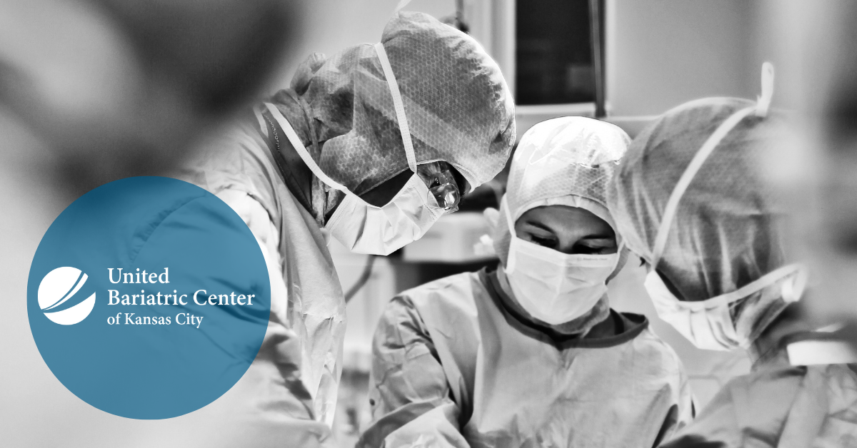 Group of bariatric surgeons operating
